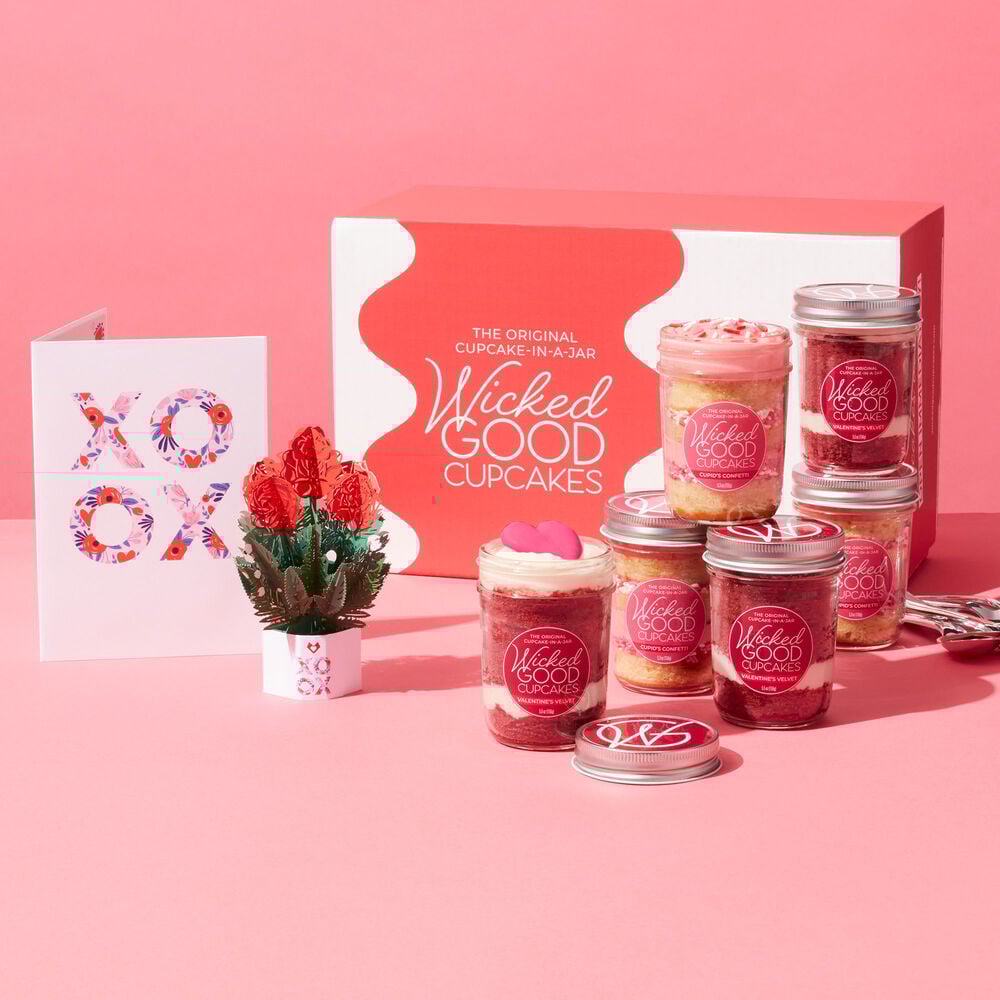 Valentine's Day Cupcake 4-Pack with LovePop Card | image number null
