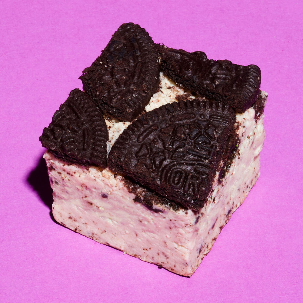  Cookies &amp; Cream Brownie image number null