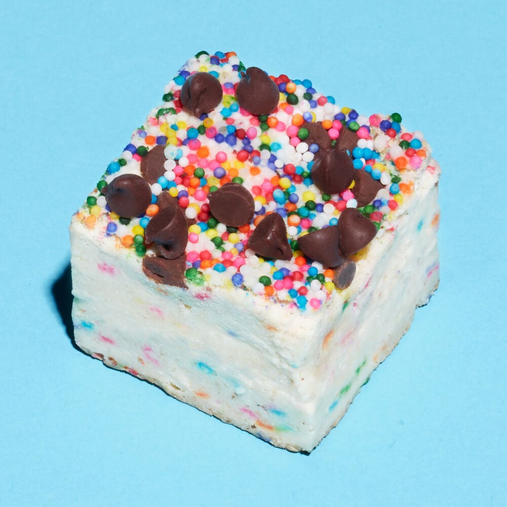 Vanilla Sprinkle Brownie image number null