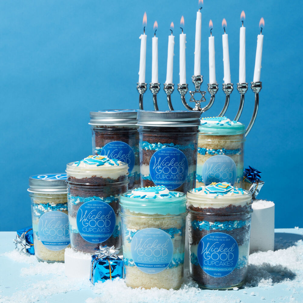 Wicked Good Cupcakes Hanukkah Compilations image number null
