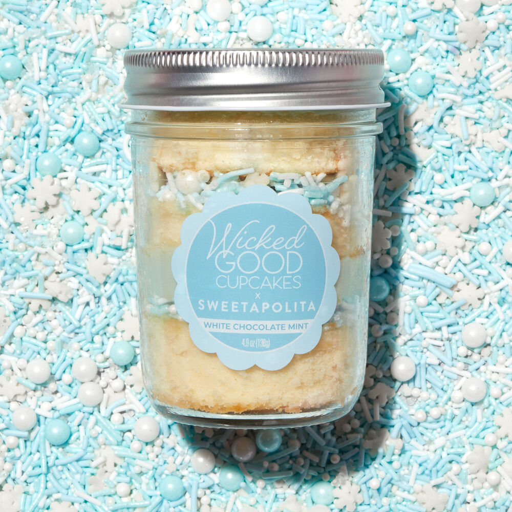 White Chocolate Mint Cupcake Jar image number null