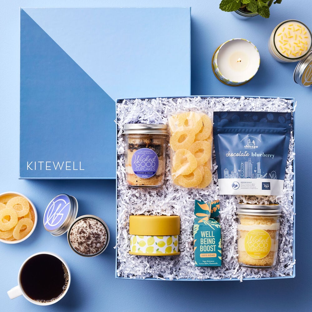 Kitewell Sunshine &amp; Snacks Gift Box image number null