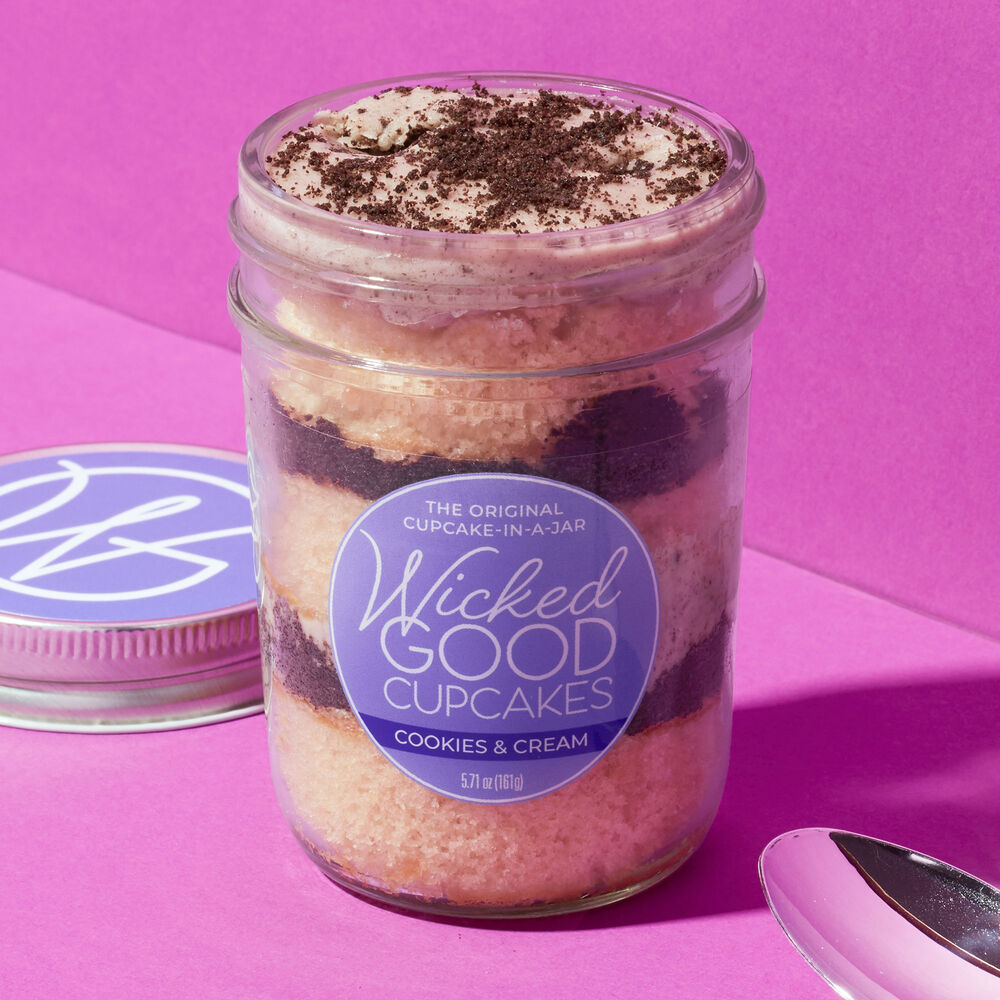 Best of Wicked Good Cupcake 12-Pack - Cookies &amp; Cream Cupcake Jar image number null