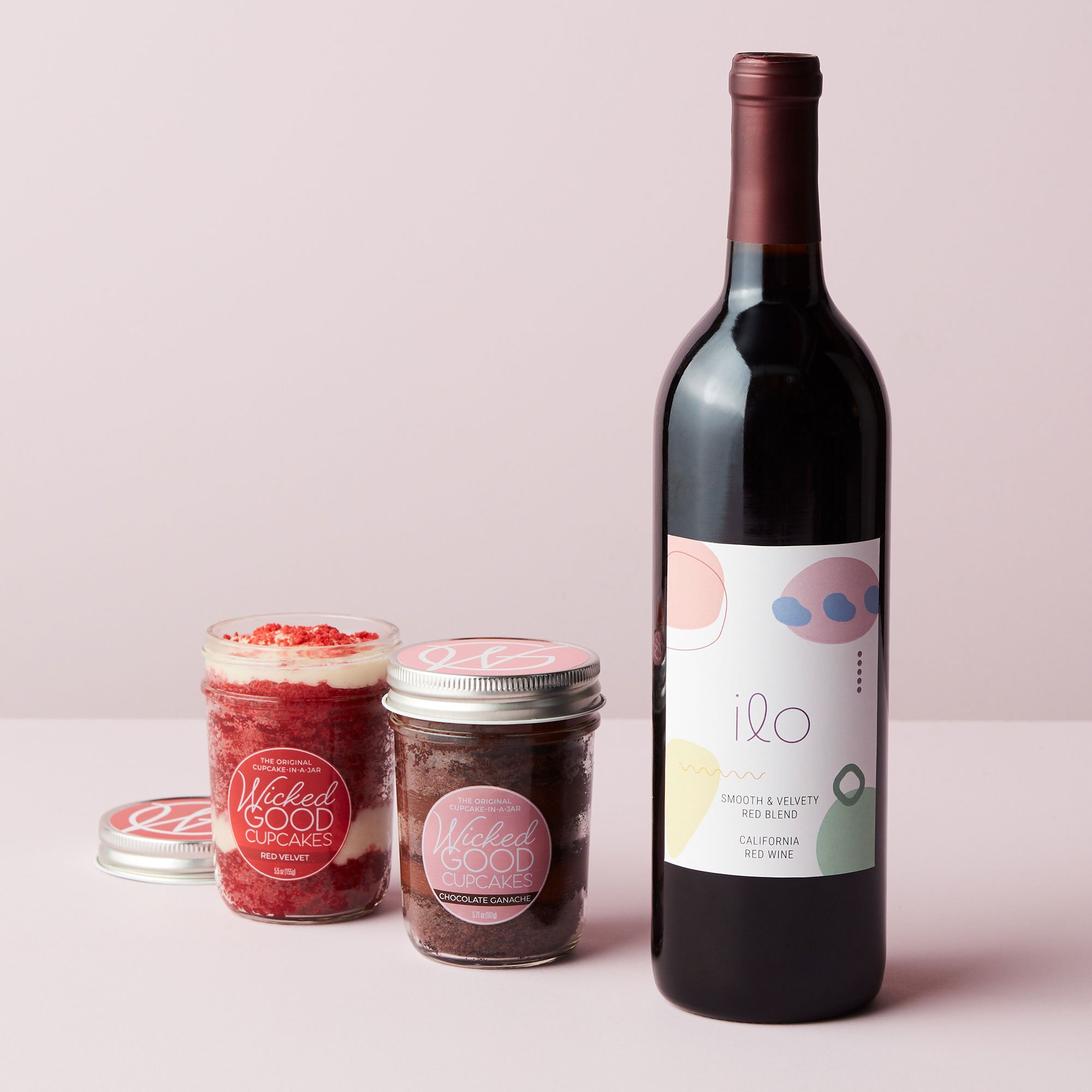 Cupcake red deals velvet wine